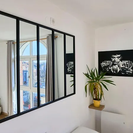 Bright Apartment In Hypercenter With Parking Tourcoing Exterior photo