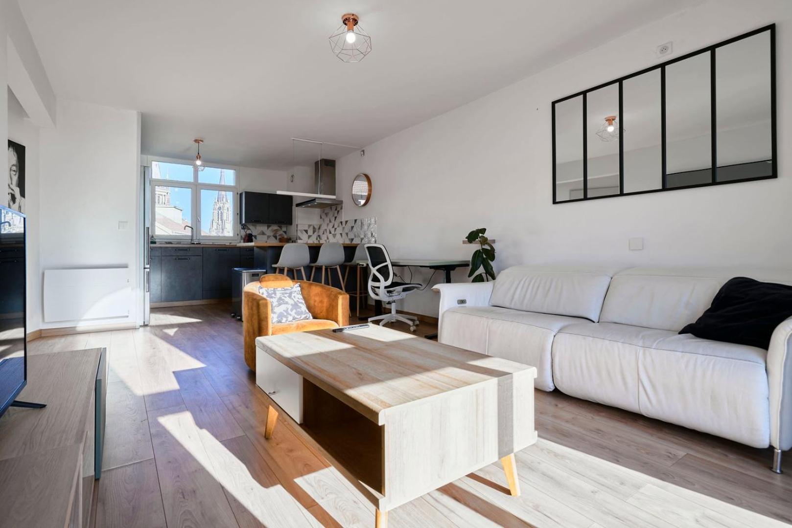 Apartment Bright In Hypercenter With Parking Tourcoing