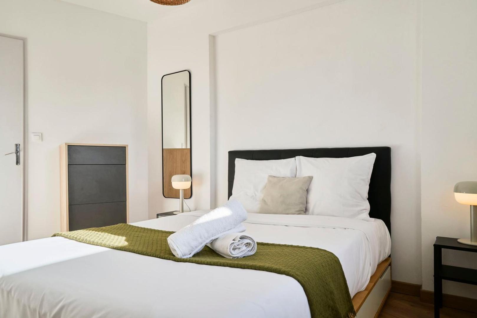 Apartment Bright In Hypercenter With Parking *